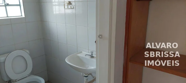 Imagem Galpão comercial com 700 m2 mais 200 m2 no subsolo para locação no B São Luíz em Itu SP localização perfeita para comércios em geral ou igrejas