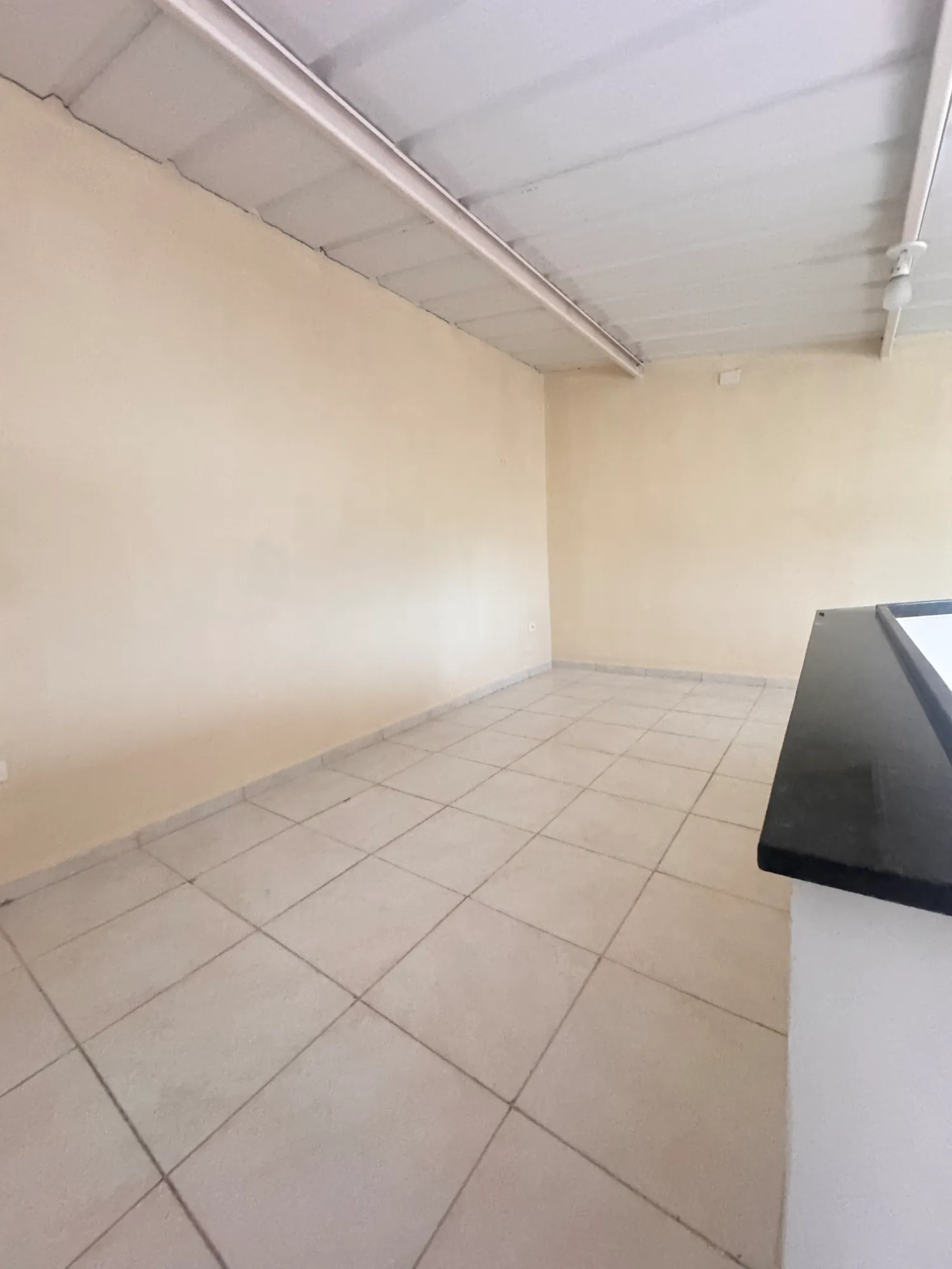 Imagem Flat com 1 Quarto à Venda, 44 m² em Jardim Britânia - Caraguatatuba