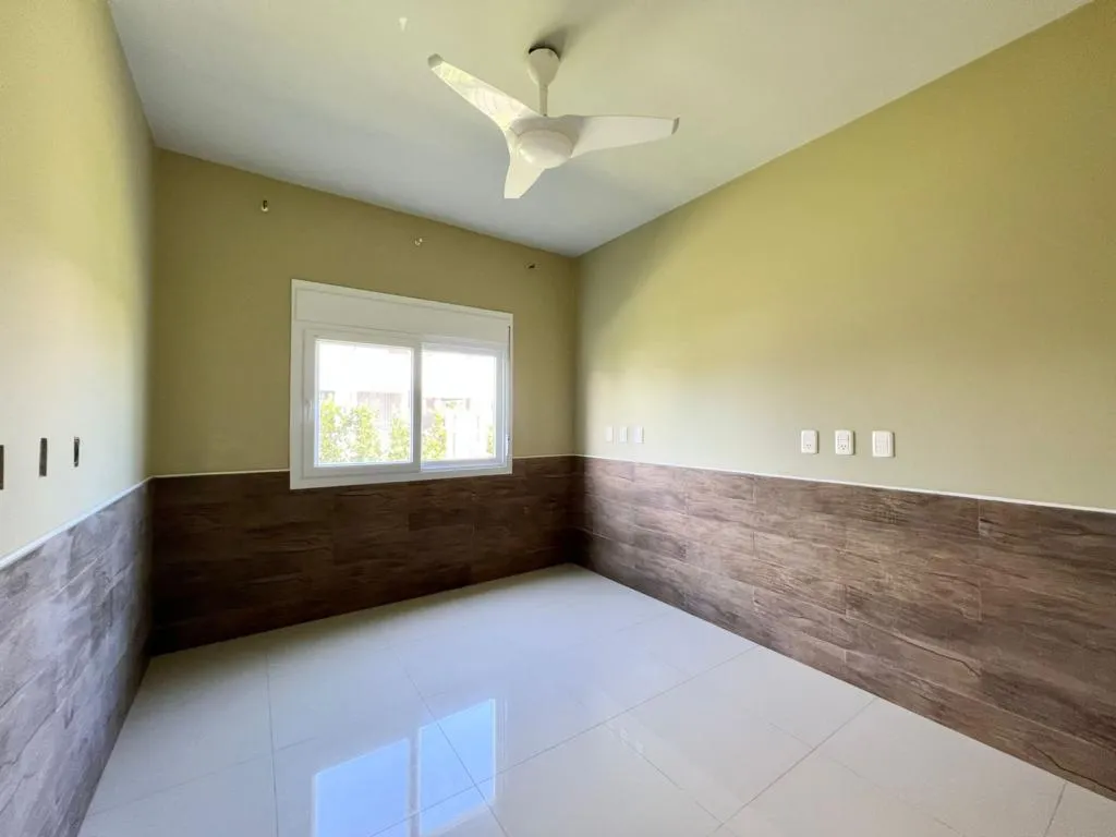 Imagem Casa em Condominio 3 Dormitórios - Bairro Atlantida Sul