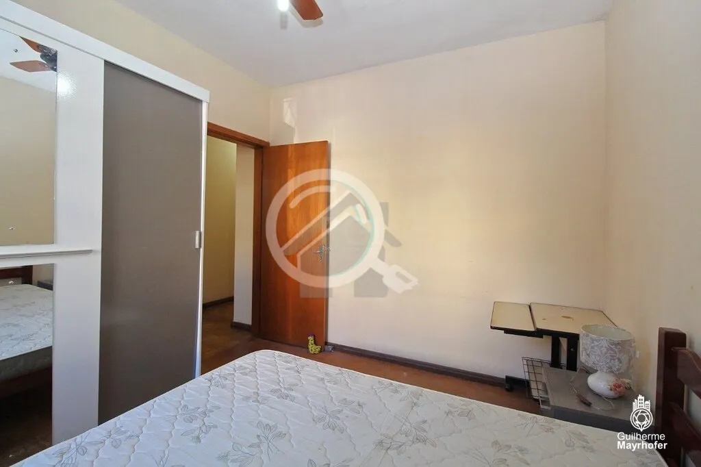 Imagem EXCLUSIVIDADE. Apartamento amplo de dois dormitórios, banheiro social, living para dois ambientes, ...
