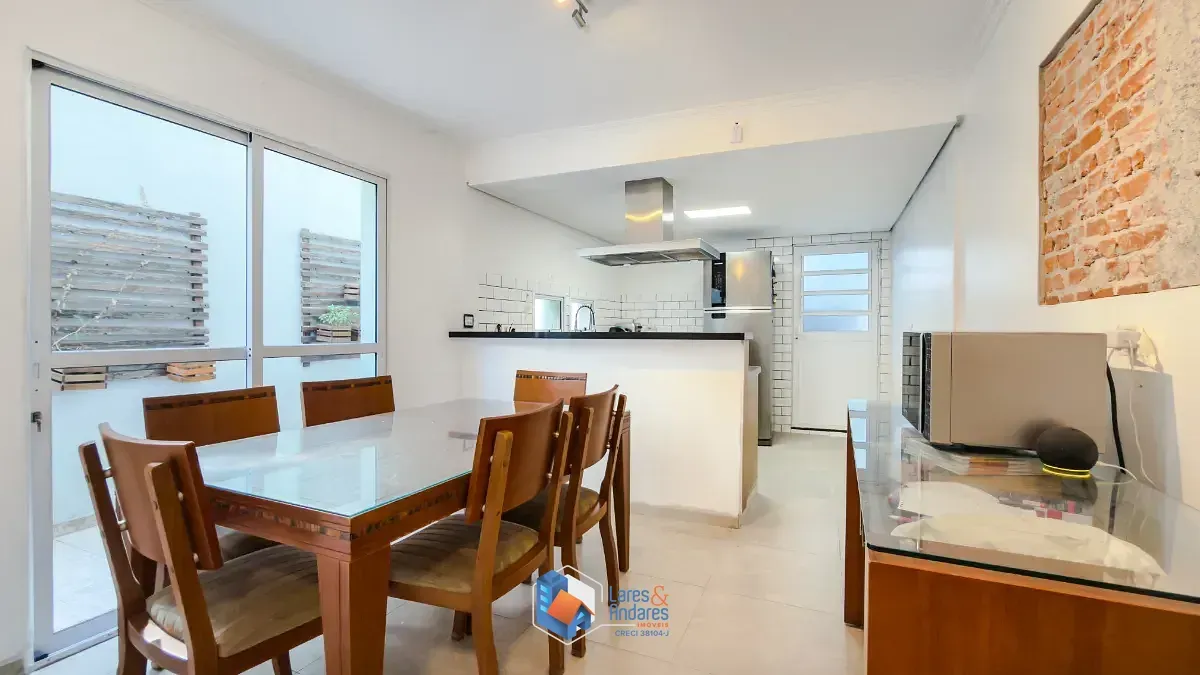 Imagem Sobrado para venda em Jaguaré com 3 quartos, sendo 1 suíte, 171m²