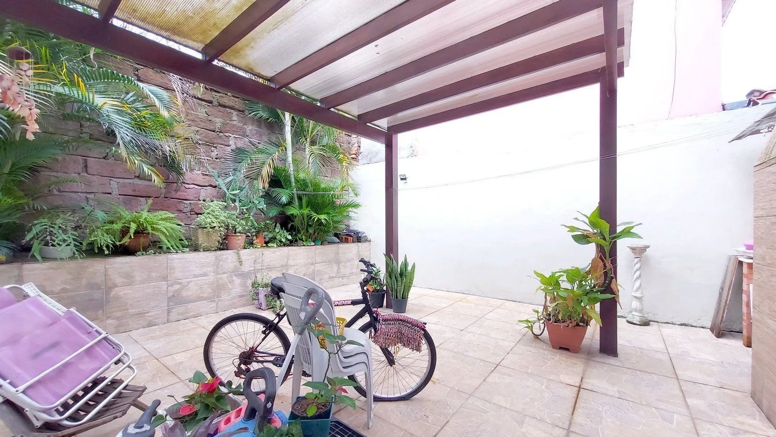 Imagem Casa com 3 dormitórios á venda no Bairro Sarandi, Porto Alegre