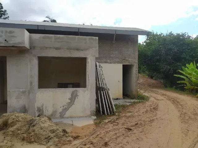 Imagem Galpão de 2200m² com Casa Acoplada Localizada em Mairinque!