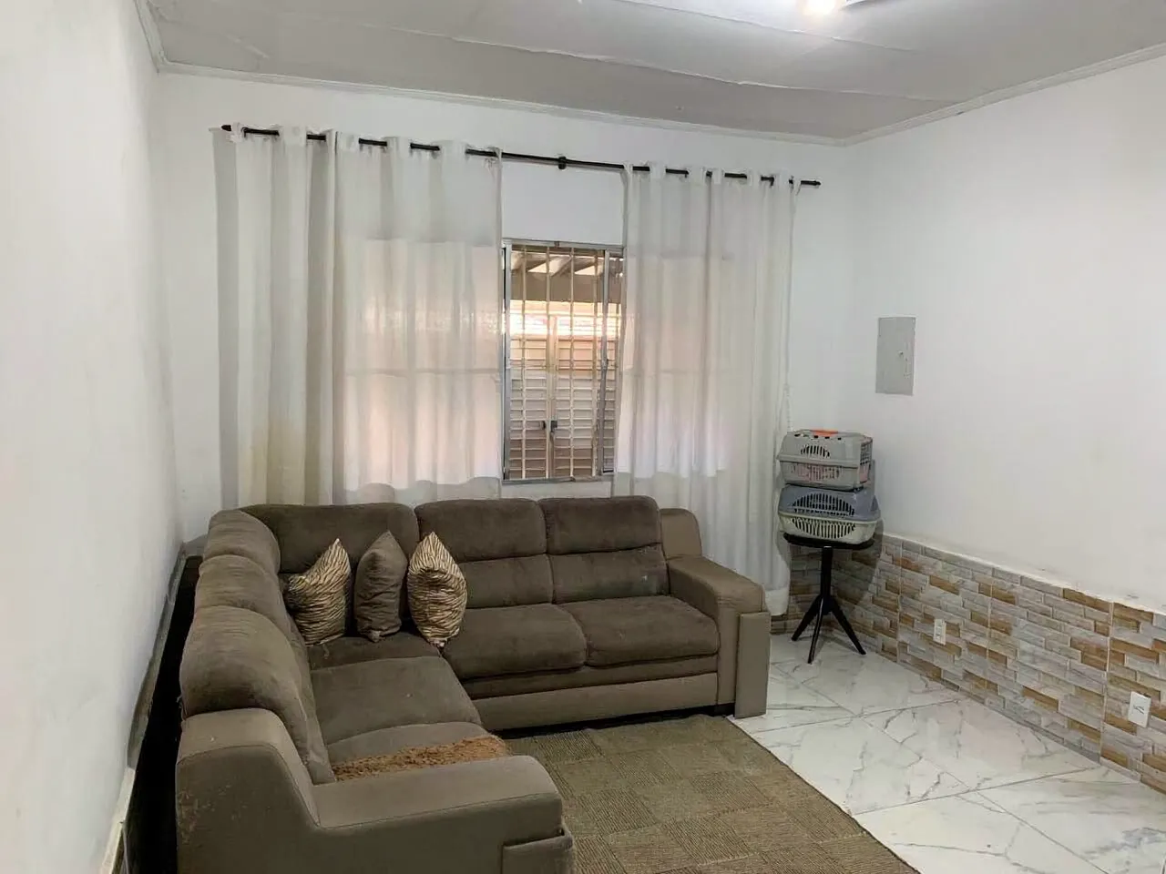 Imagem VENDO LINDA CASA TERRÉA COM 3 QUARTOS NO BAIRRO JARDIM SABARÁ!