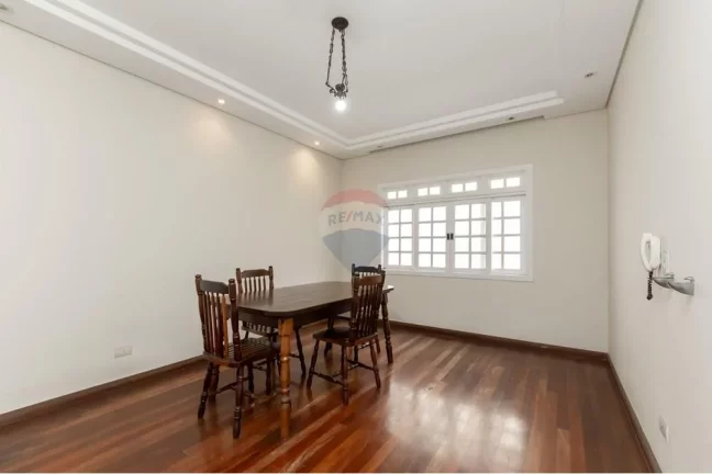 Imagem Casa bem localizada com 4 dormitórios 2 suíte 7 vagas 382m2