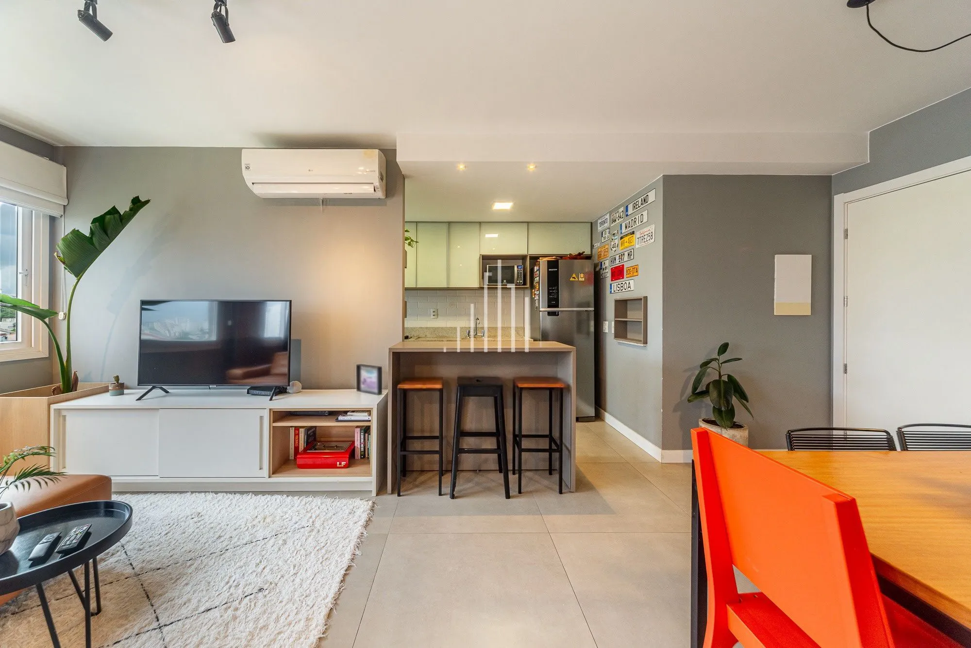 Imagem Apartamento mobiliado 60m² | 1 dormitório | Andar alto | Vista livre | 1 vaga