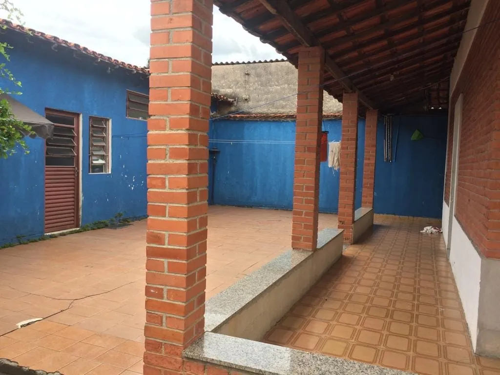 Imagem Casa à venda 3 Quartos, 2 Vagas, 400M², Campo Alegre, Pindamonhangaba - SP