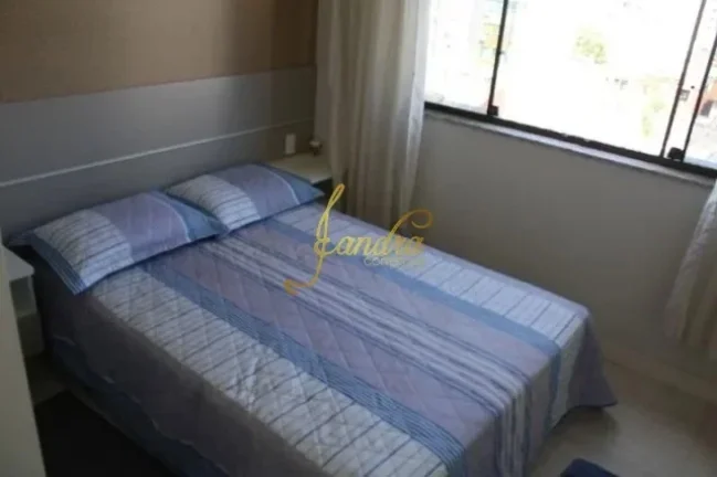 Imagem Apartamento de frente para a praça, com 3 dormitórios e com 2 box