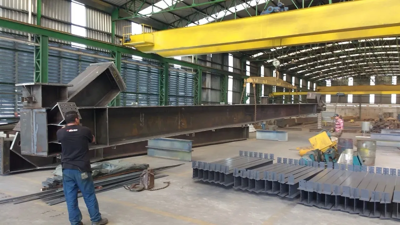 Imagem Galpão Comercial/Industrial p/ Venda ou Locação - Localizado no Bairro Oásis Paulista!