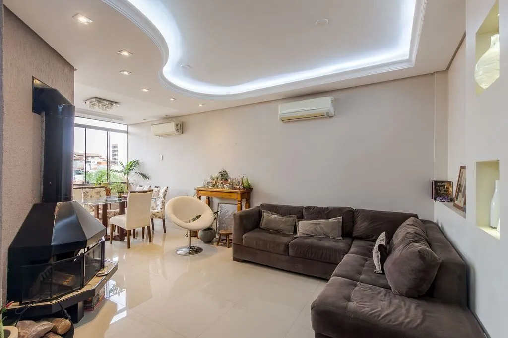 Imagem Apartamento 3 Dorms com Suíte e 2 Vagas no Jardim Planalto - Porto Alegre
