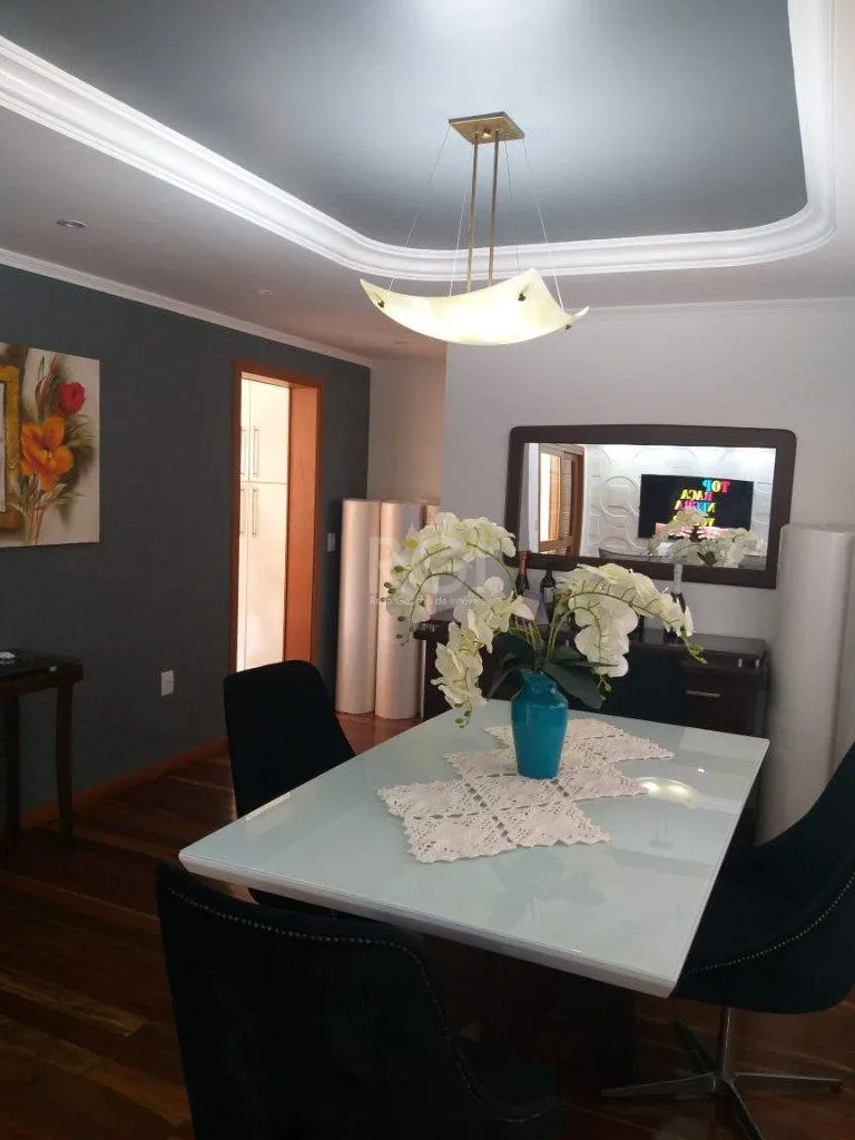 Imagem Casa Condominio para Venda - 237.24m², 3 dormitórios, sendo 1 suites, 2 vagas - Alto Petrópolis
