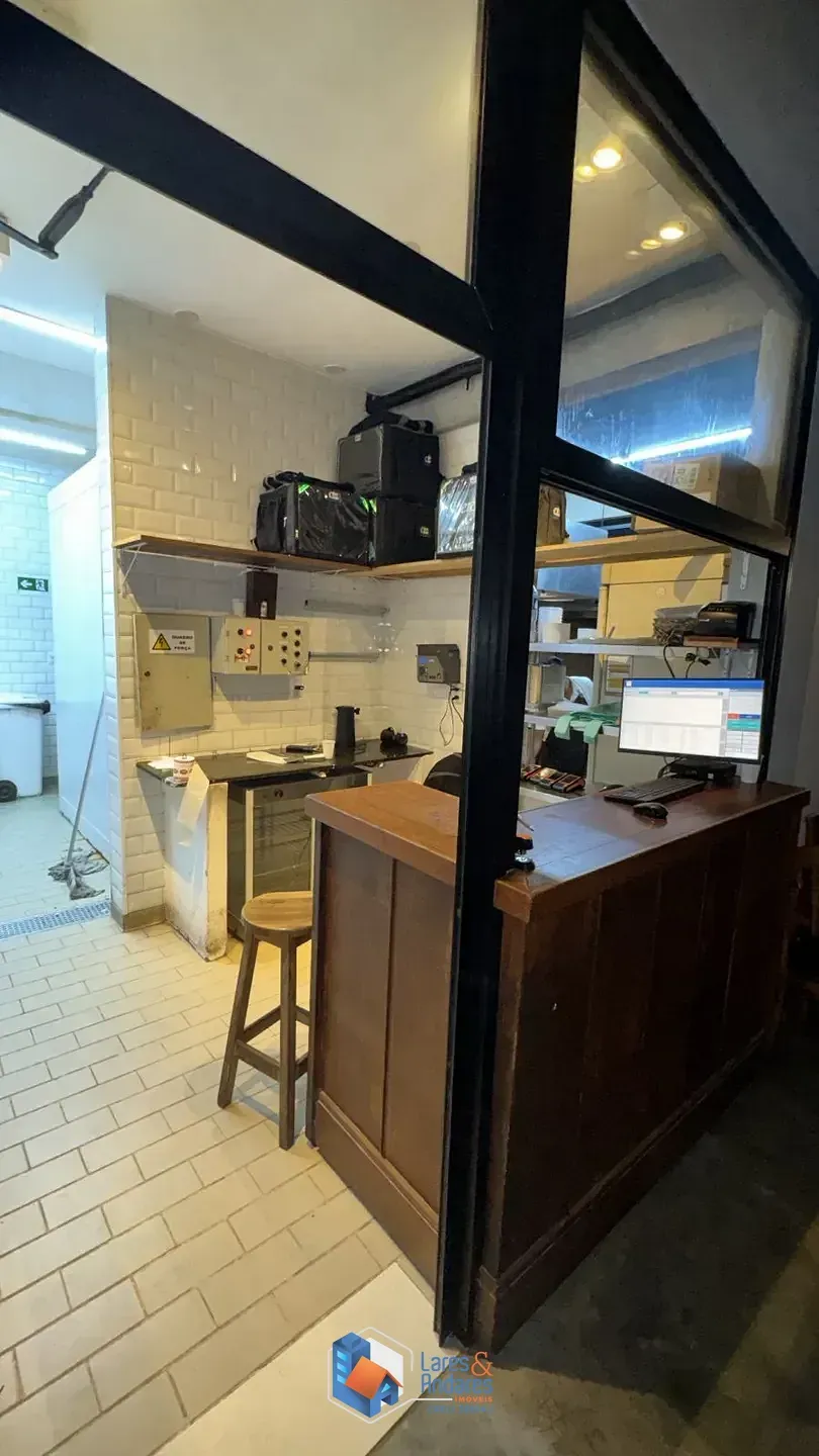 Imagem Casa comercial para venda em Indianópolis, 175m²