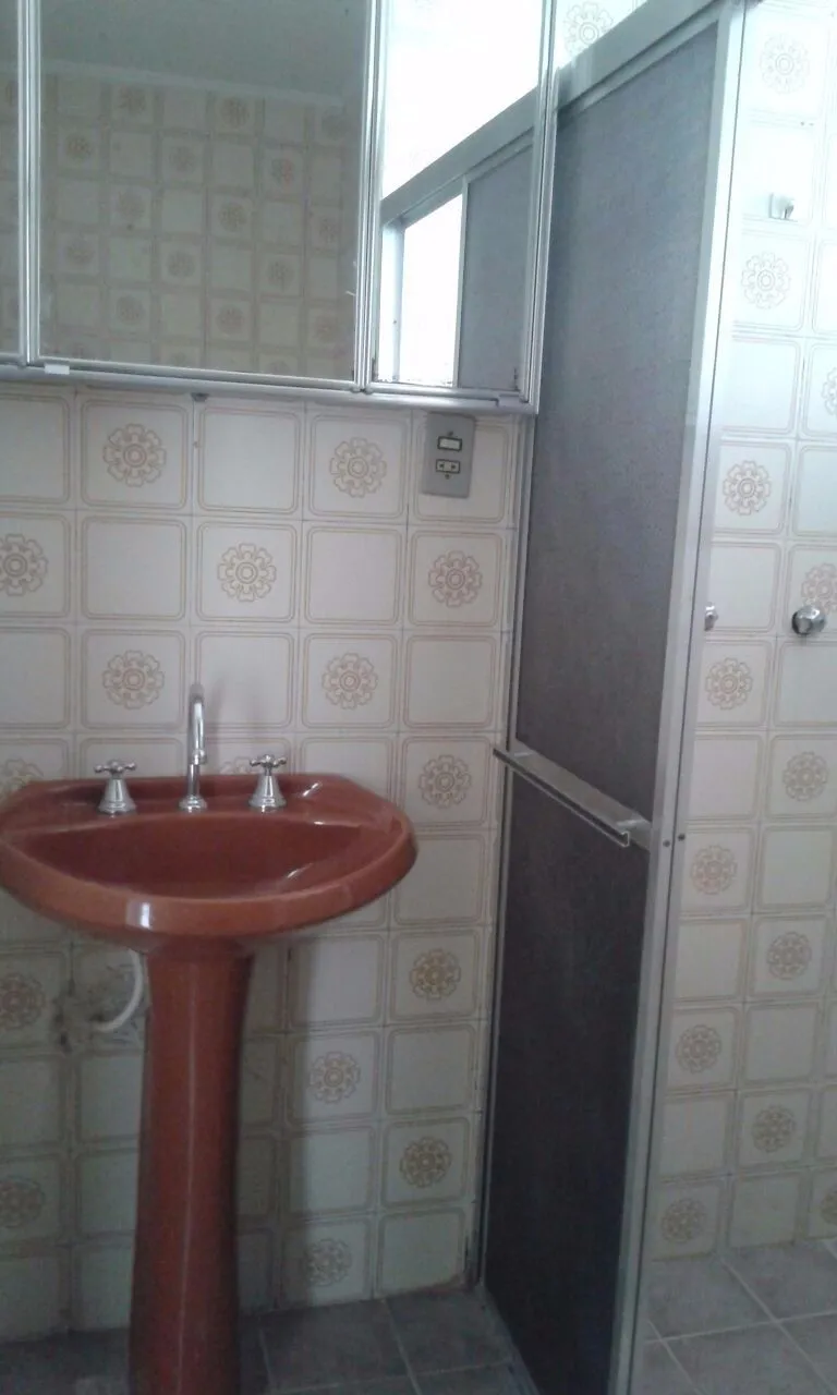 Imagem Apartamento para Venda - 72m², 2 dormitórios, 1 vaga - Petrópolis