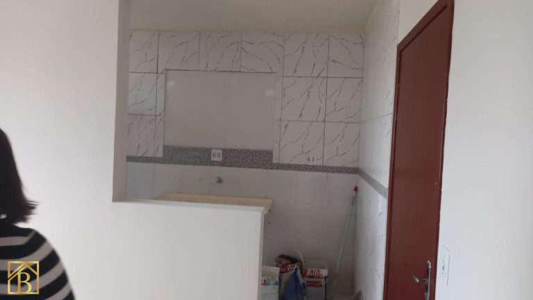 Apartamento com 2 Quartos à Venda,  em Jardim Limoeiro - Serra