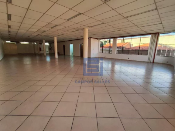 Imagem Salão para alugar, 330 m² por R$ 6.254,84/mês - Centro - Socorro/SP