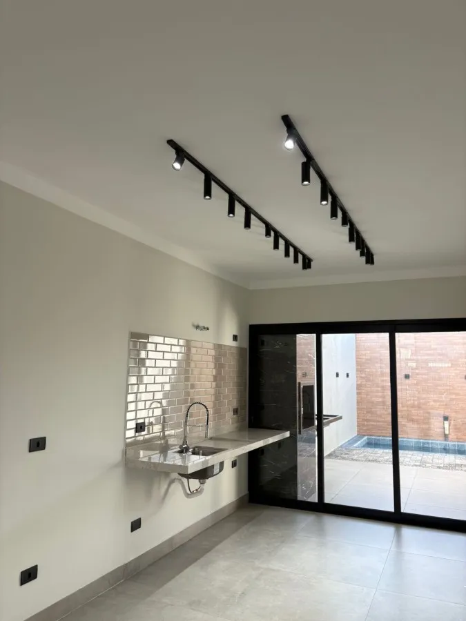 Imagem Casa para Venda em Maringá / PR no bairro Parque das Bandeiras