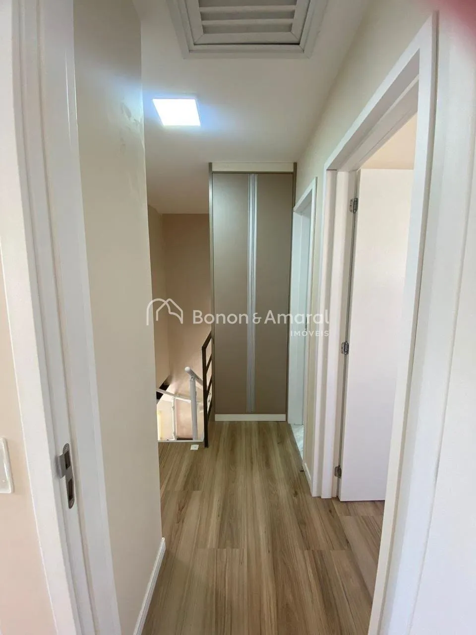 Imagem Linda casa à venda em condomínio de vila em Valinhos/SP