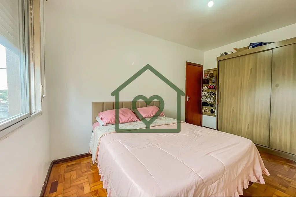 Imagem Apartamento Amplo com 2 Dormitórios: Conforto e Segurança no Coração do Cristal 
 Se você busca...