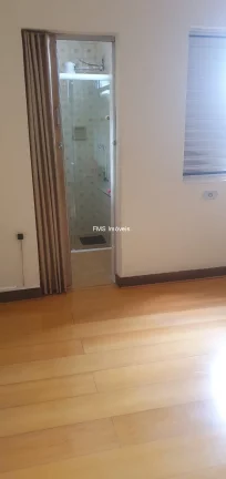 Imagem Casa à venda em Perdizes, São Paulo - SP, com 2 quartos, 1 sala, 2 banheiros, 4 vagas e 186m²!