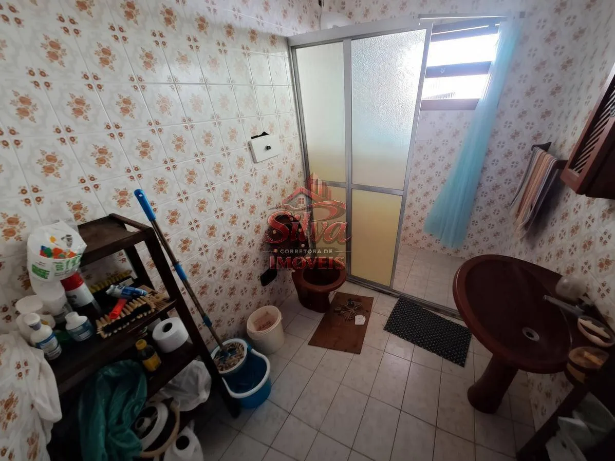 Imagem C799 | Casa de esquina à venda a 150m do mar no Mariluz