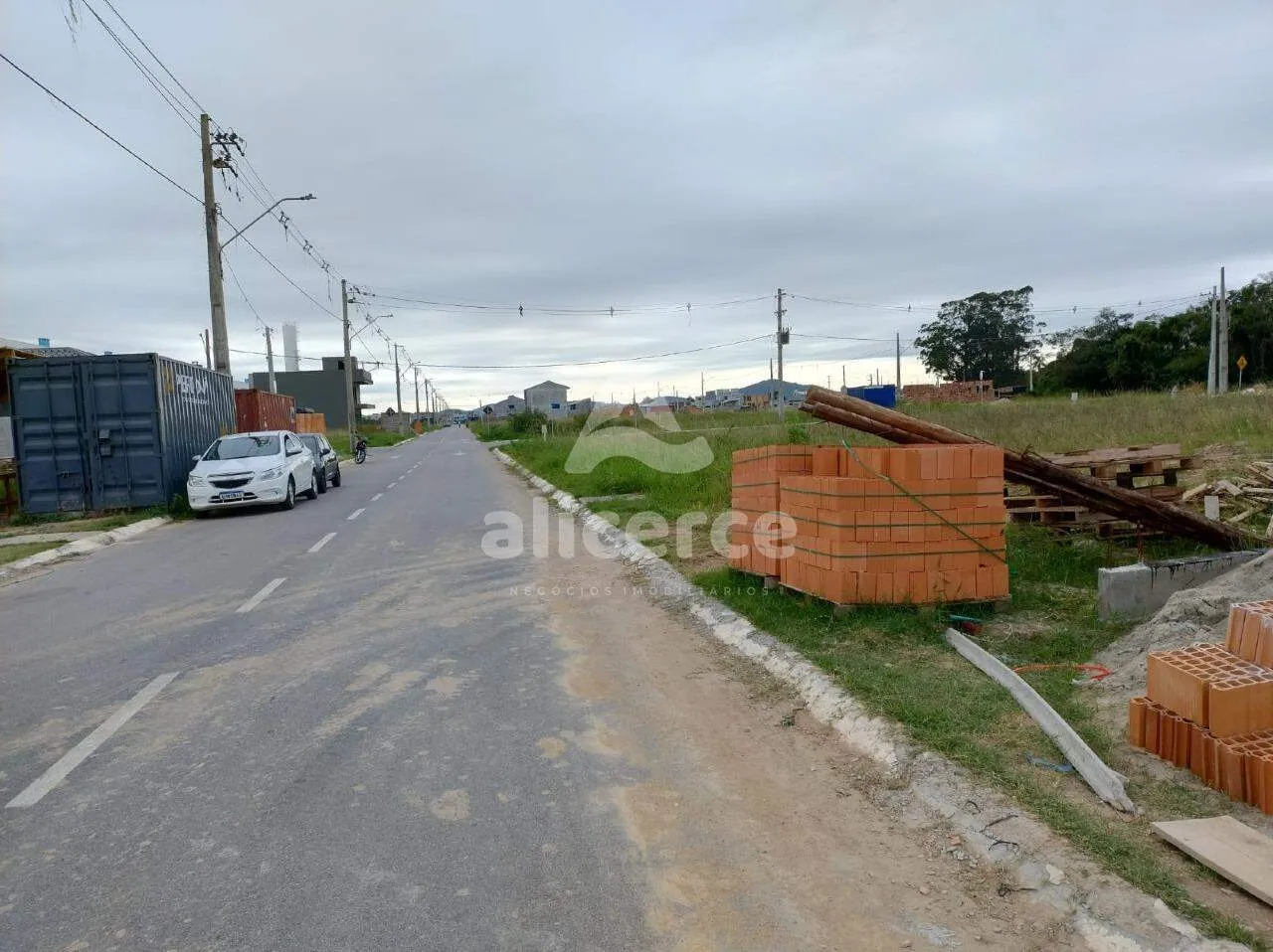 Imagem Linda Casa Geminada prontinha, com Acabamento Impecável! na Nova Palhoça