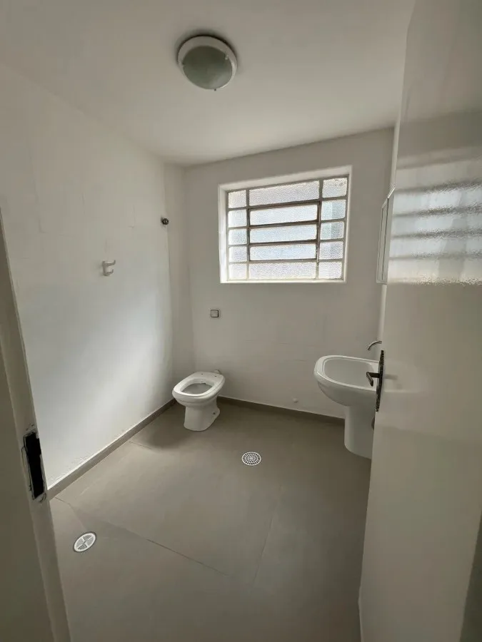 Imagem Casa para Venda em São Paulo, Vila Pompéia, 1 banheiro, 3 vagas