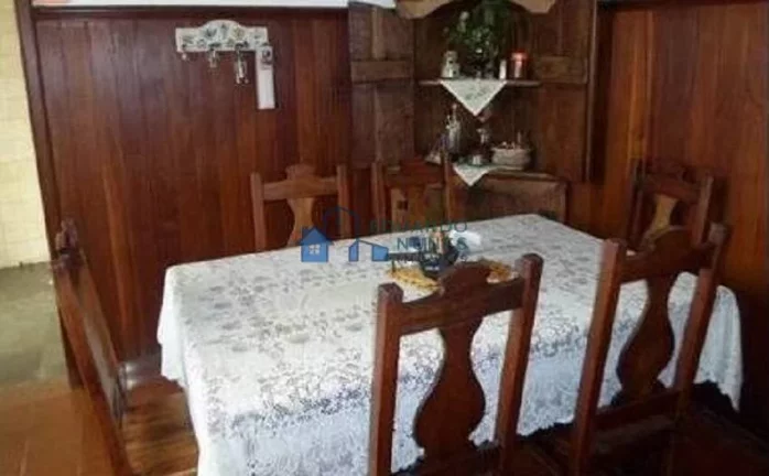Imagem Casa ampla, arejada, confortável e muito conservada no Santa Lucia!