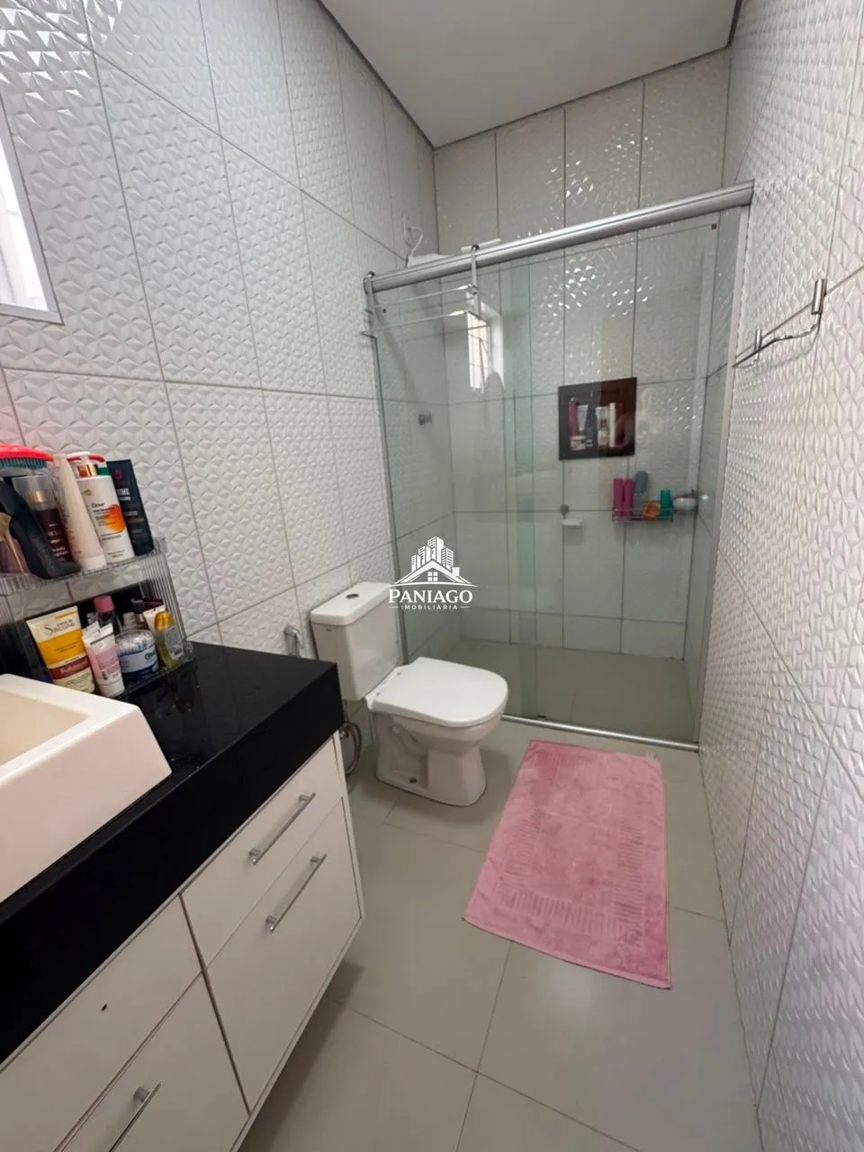 Imagem Sobrado de Alto Padrão com 3 Quartos, Piscina e Espaço Gourmet