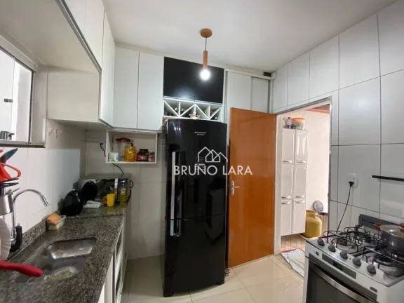 Imagem Casa à venda no Bairro Resplendor - Igarapé/MG.