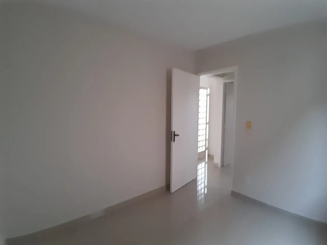 Imagem Casa de Condomínio com 2 Quartos à Venda ou Locação, 58 m² em Tijuco Preto(Caucaia do Alto) - Cotia