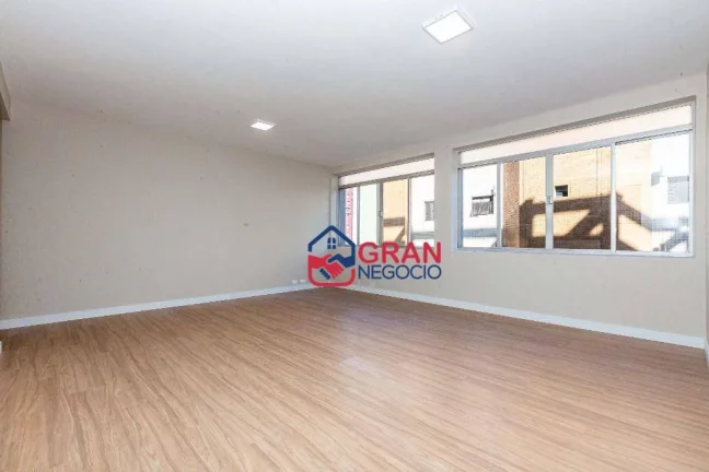 Imagem Apartamento com 3 dormitórios à venda - Centro - Curitiba/PR