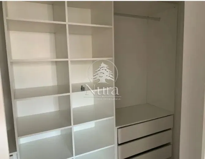 Imagem Apartamento de 3 quartos, 147m² no bairro Ponta da Praia, em Santos