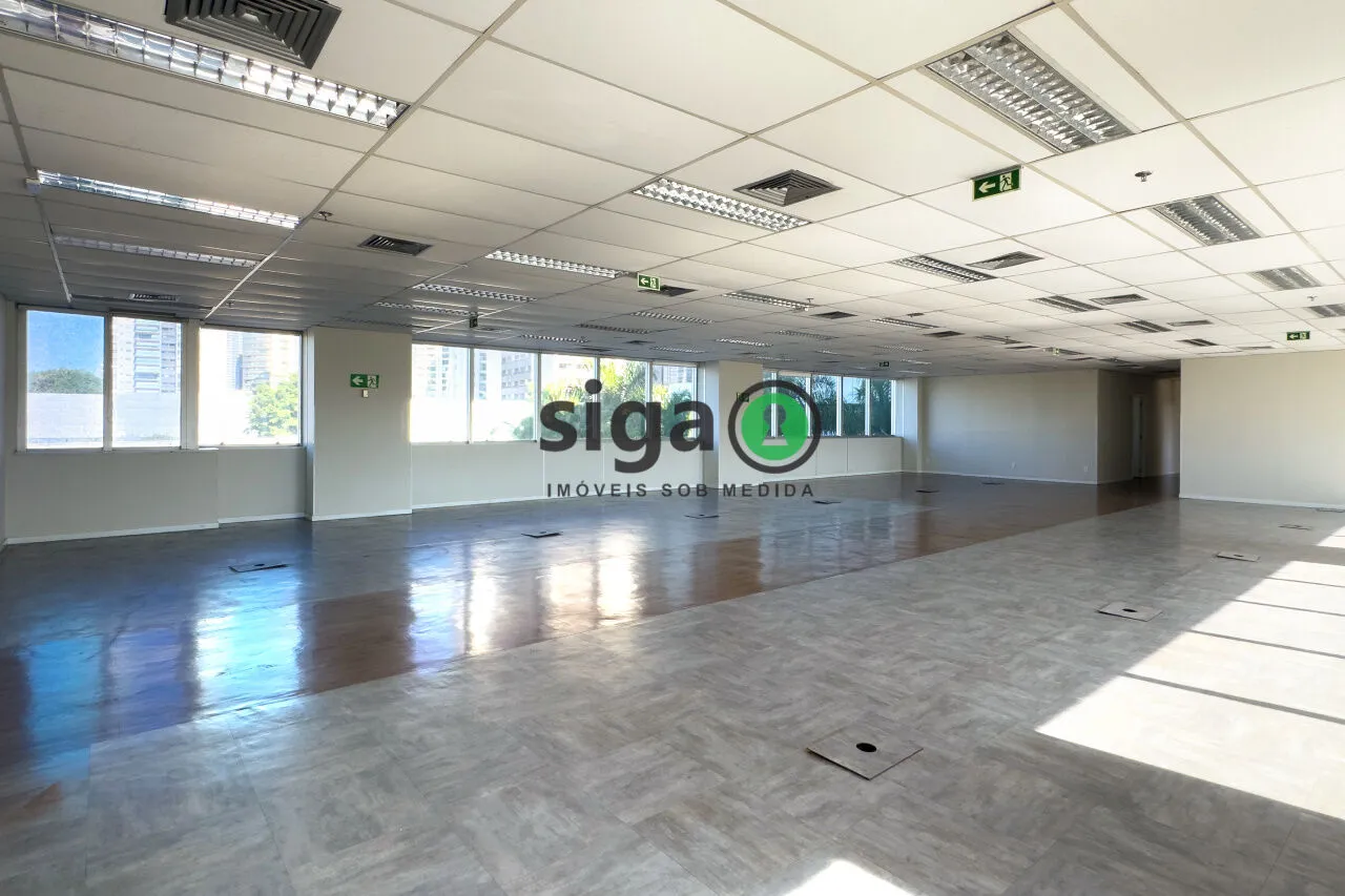 Imagem Sala Comercial e 6 banheiros para Locação, 457 m² por R$ 25.000