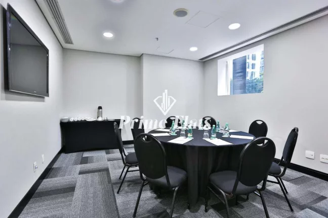 Imagem Flat disponível para venda no Park Inn by Radisson Berrini no Brooklin Novo, com 28m², 1 dormitório e 1 vaga de garagem