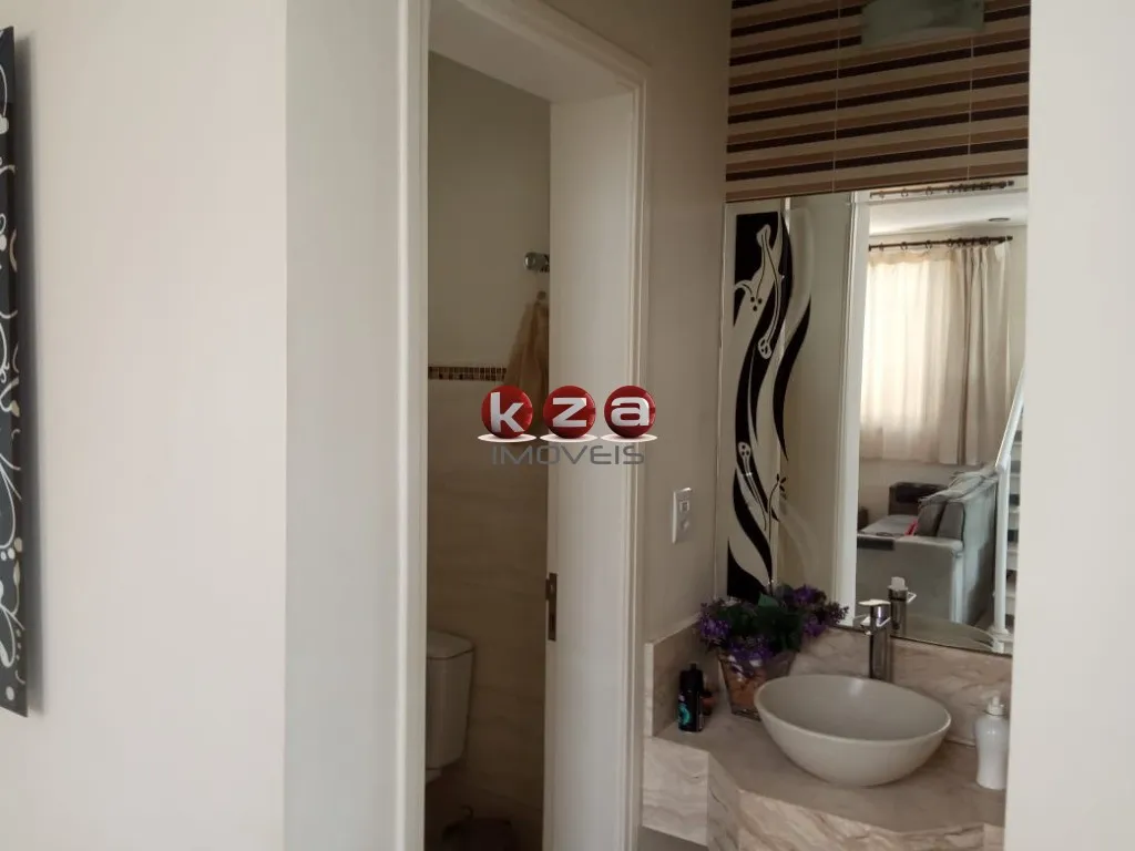 Imagem Imperdível oportunidade! Casa no condomínio Portal do Jequitibá à venda em Valinhos-SP, 3 suítes, 2 salas, 4 banheiros, 4 vagas de garagem e 278m².