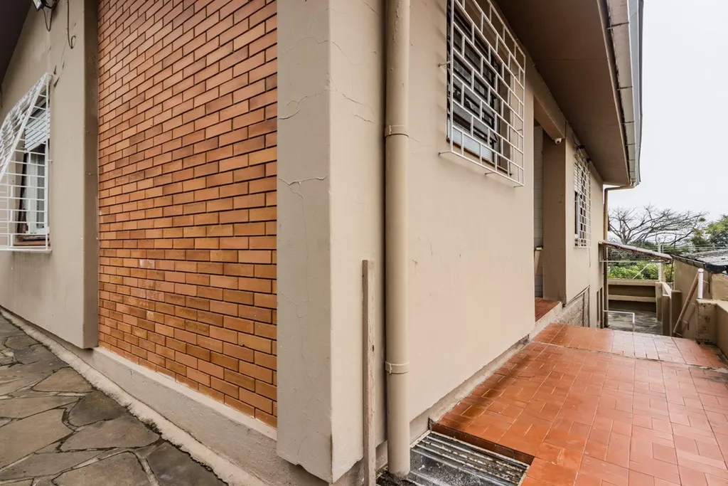 Imagem Casa de Condomínio em Santa Tereza