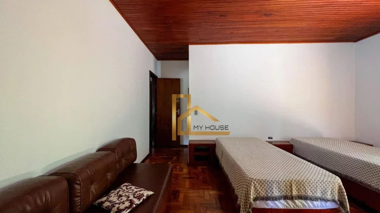 Imagem Casa de Campo com 5 Suítes e Piscina em Condomínio com Lagos e Lazer à 25 minutos do centro de Teresópolis/RJ