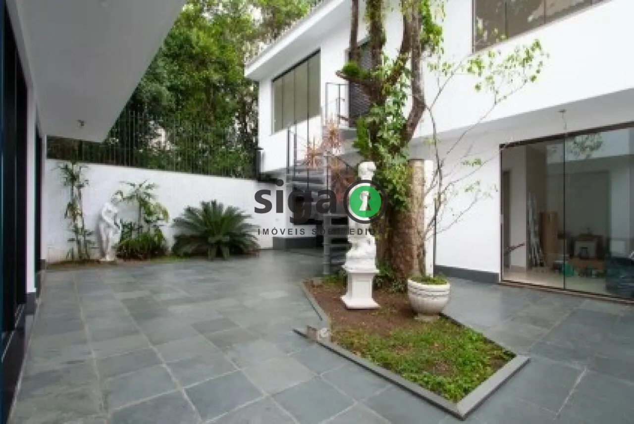Foto do imóvel Sobrado com 3 Quartos e 3 vagas à Venda, 360 m² - Granja Julieta