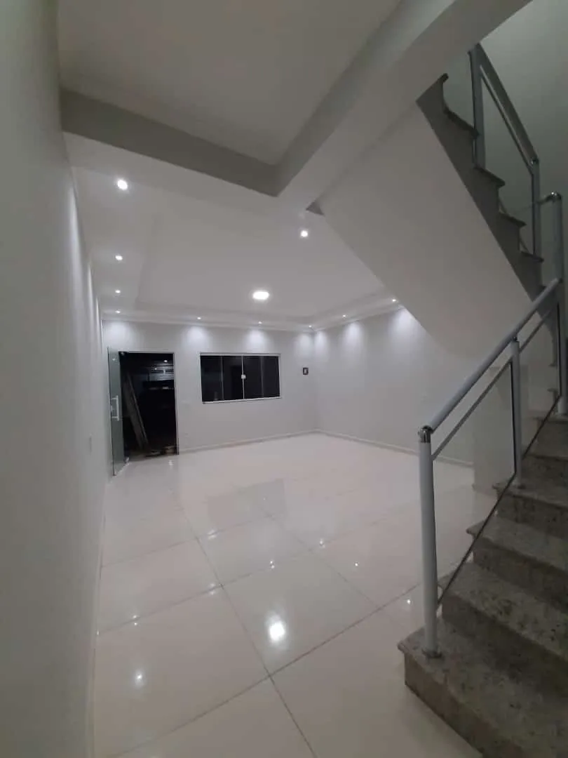 Imagem Casa à venda 2 Quartos, 1 Suite, 2 Vagas, 125M², Residencial e Comercial Portal dos Eucaliptos, Pindamonhangaba - SP