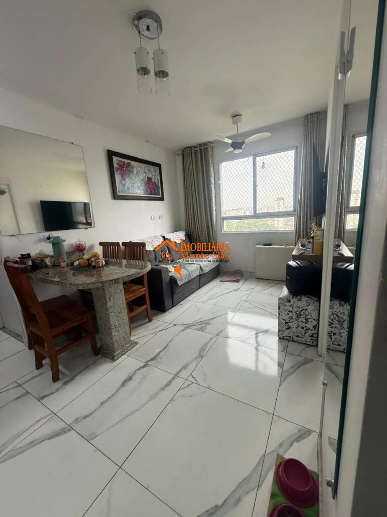 Imagem Apartamento com 2 dormitórios à venda, 38 m² por R$ 340.000,00 - Vila das Bandeiras - Guarulhos/SP