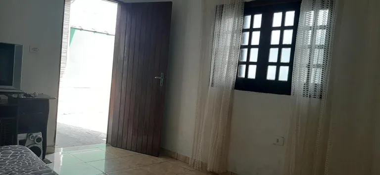 Imagem Casa com 1 Quarto à Venda, 70 m² em Vera Stellaq - Mongaguá