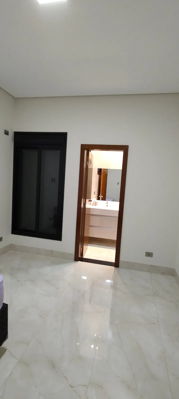 Imagem Casa 292m Umuarama-PR 182