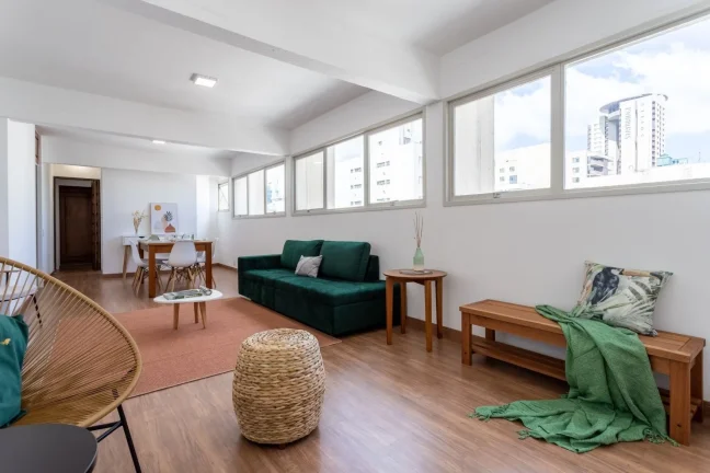 Imagem Apartamento 121M², 3Q, 1 Suíte, 2 Banheiros, 1 Vaga, Academia, Piscina, Salão de Festas, Churrasqueira, Playground, Quadra, Espaço Gourmet.
