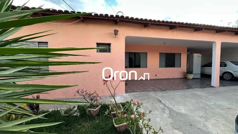 Imagem Casa à venda, 191 m² por R$ 710.000,00 - Santa Genoveva - Goiânia/GO