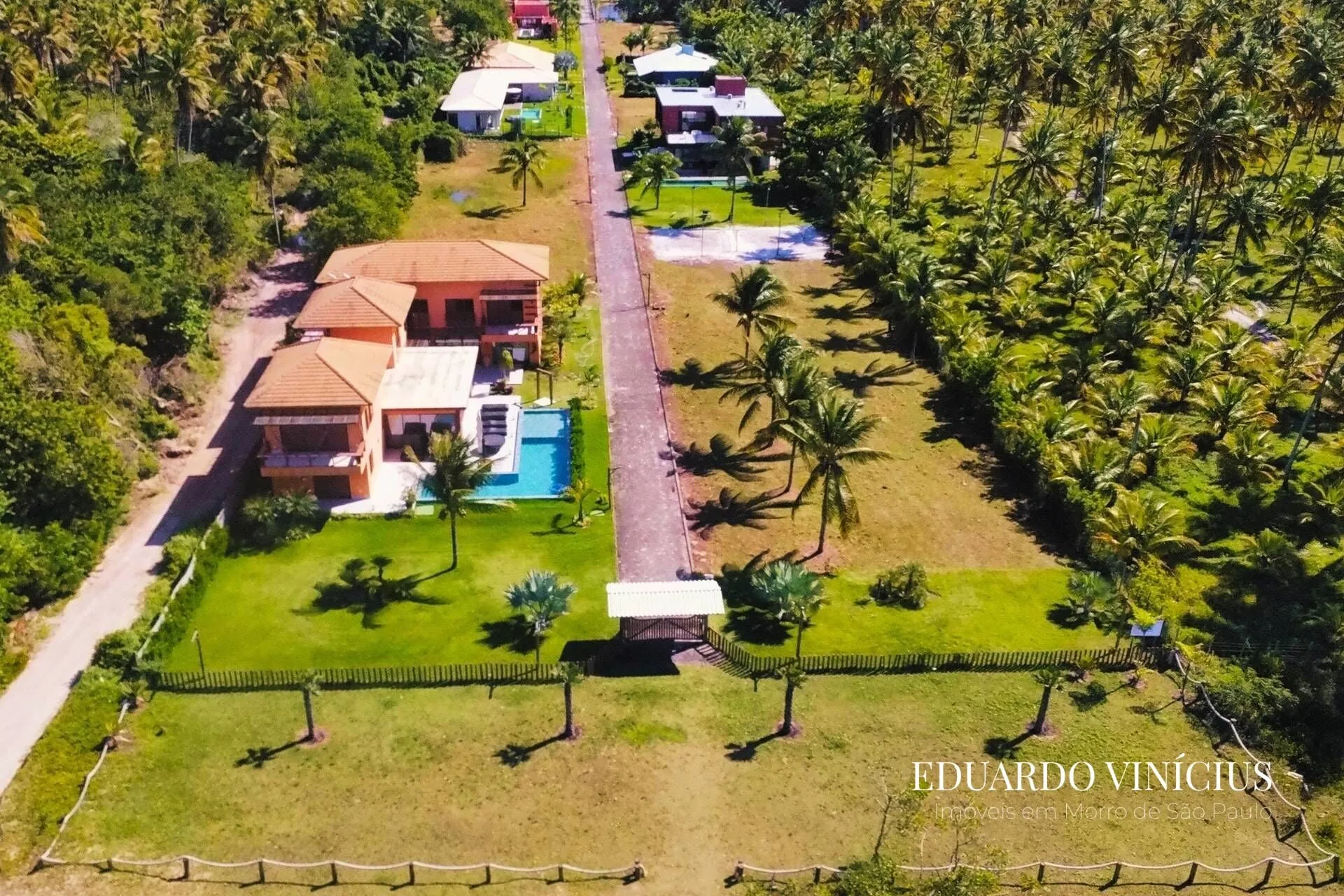 Imagem Piscinas Naturais - Terreno em Condomínio Fechado com 900m² à Venda em Morro de São Paulo