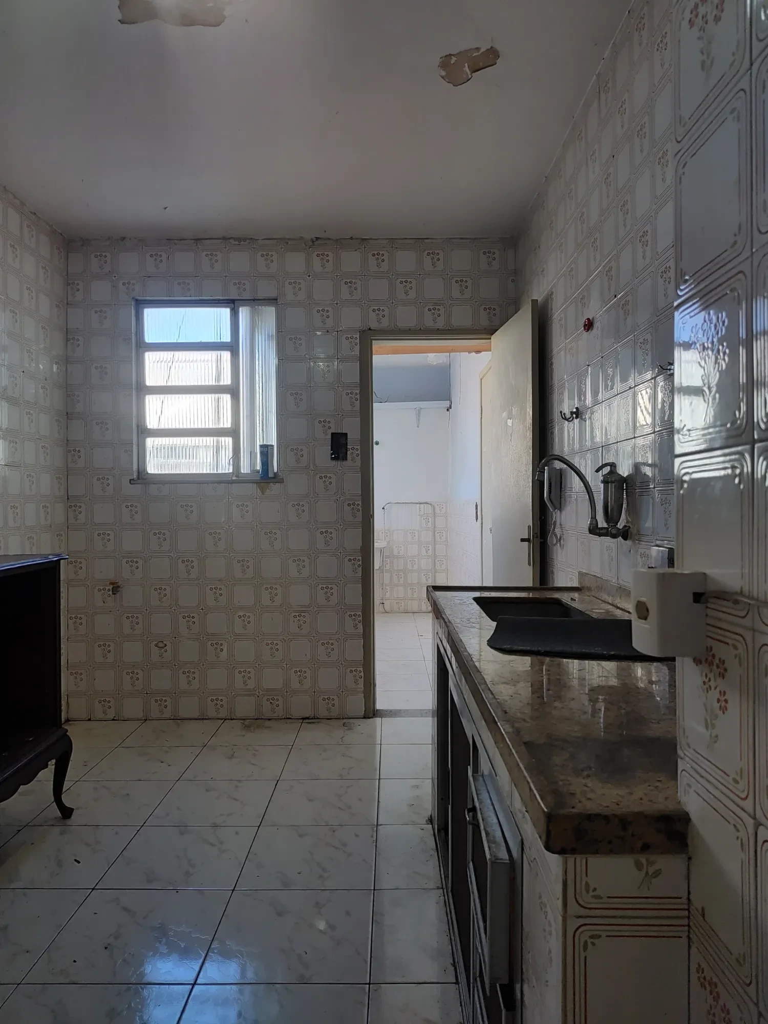 Imagem Apartamento com 2 Quartos à Venda, 65 m² em Rocha - São Gonçalo