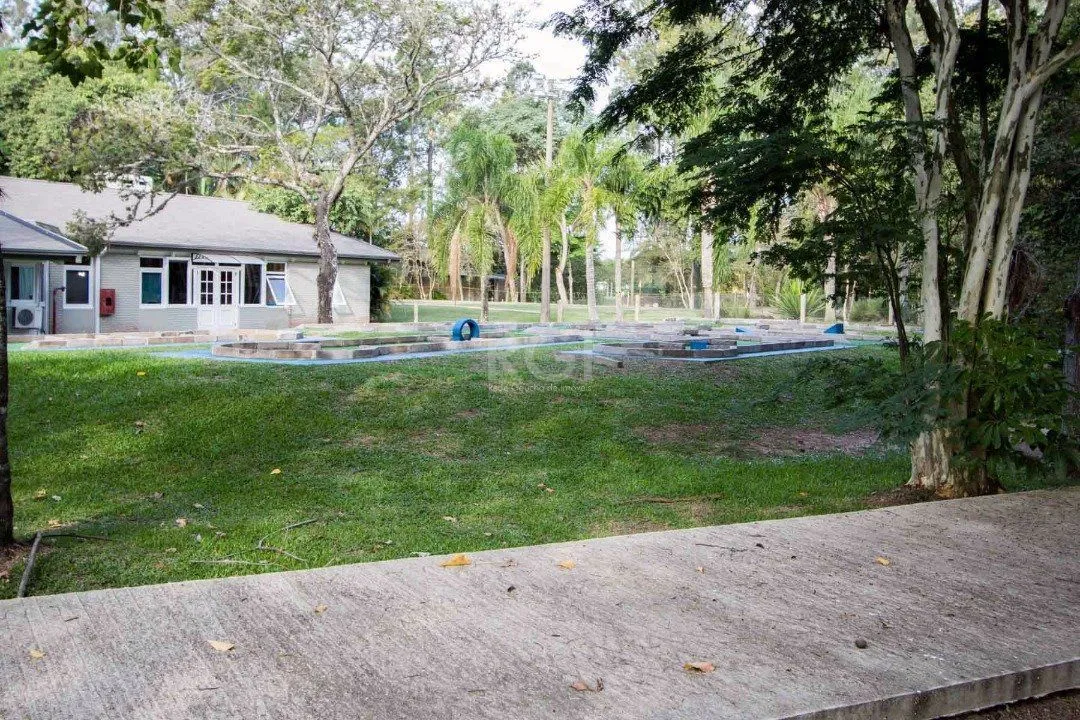 Imagem Terreno plano de 1000m² está localizado no conceituado condomínio Terra Ville