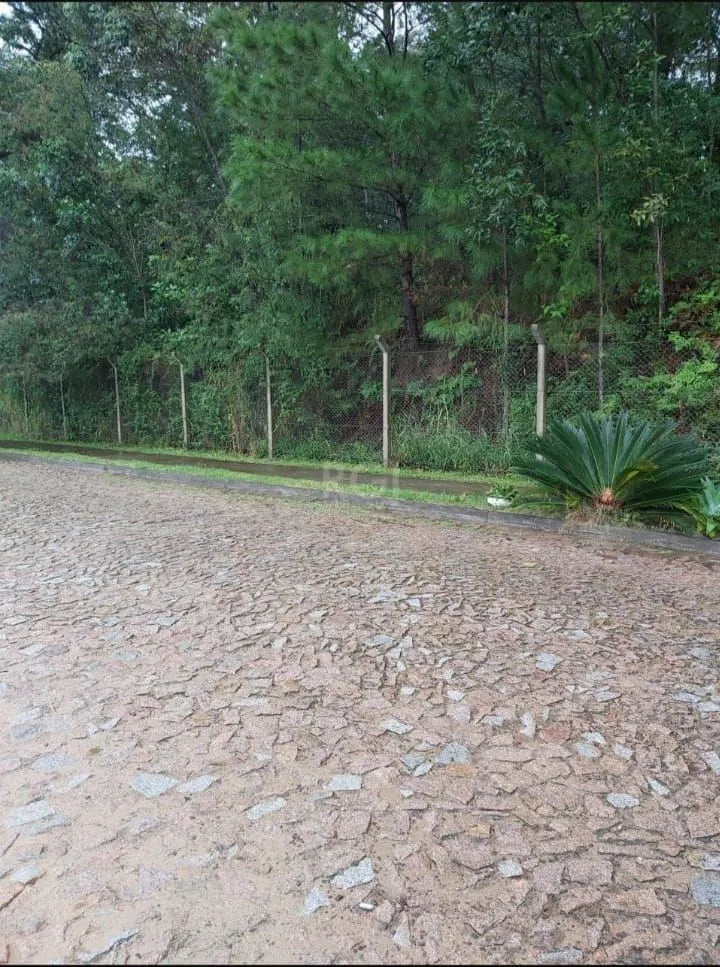 Imagem Casa no Bairro Hipica de 2 dormitórios