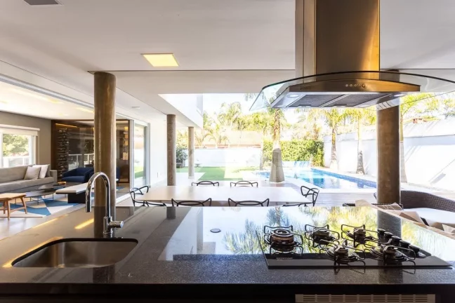 Imagem Casa de Condomínio em Alphaville - Santana de Parnaíba, SP
