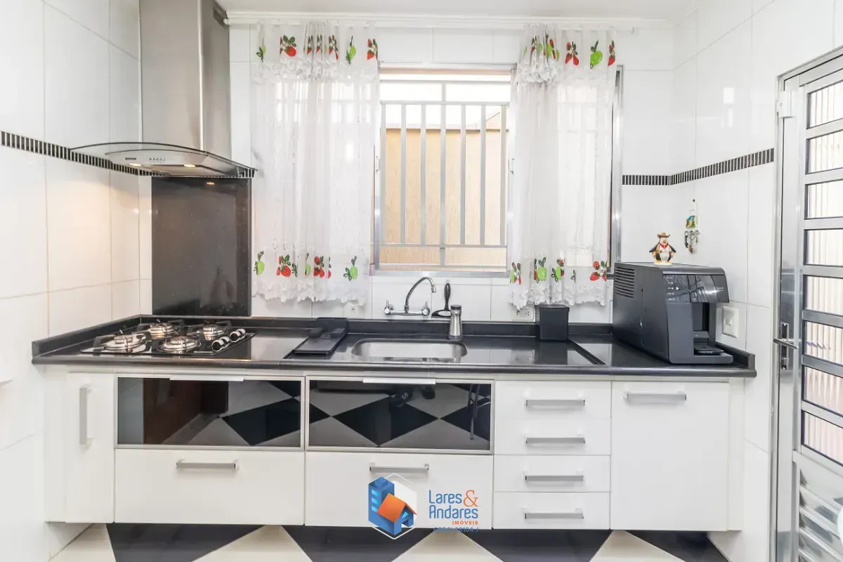 Imagem Sobrado para venda em Jardim Santa Cruz (Sacomã) com 3 quartos, sendo 1 suíte, 140m²